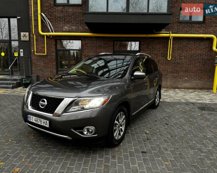 Серый Ниссан Патфайндер, объемом двигателя 3.5 л и пробегом 148 тыс. км за 12500 $, фото 1 на Automoto.ua