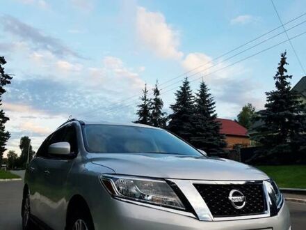 Ніссан Патфайндер 2015 у Києві на Automoto.ua Сірий Ніссан Патфайндер, об'ємом двигуна 3.5 л та пробігом 169 тис. км за 12500 $, фото 1 на Automoto.ua