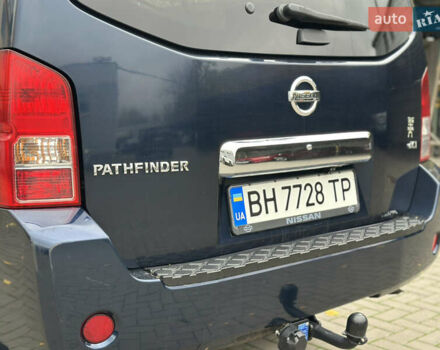 Синий Ниссан Патфайндер, объемом двигателя 2.49 л и пробегом 218 тыс. км за 9000 $, фото 9 на Automoto.ua