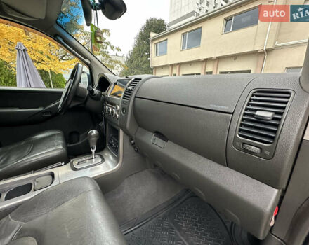 Синий Ниссан Патфайндер, объемом двигателя 2.49 л и пробегом 218 тыс. км за 9000 $, фото 20 на Automoto.ua