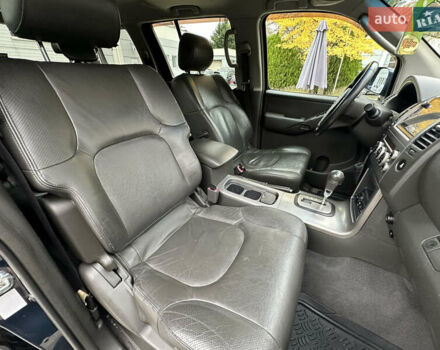 Синий Ниссан Патфайндер, объемом двигателя 2.49 л и пробегом 218 тыс. км за 9000 $, фото 22 на Automoto.ua