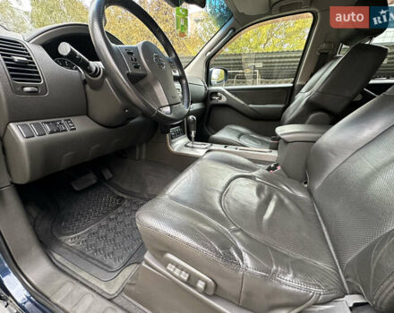 Синий Ниссан Патфайндер, объемом двигателя 2.49 л и пробегом 218 тыс. км за 9000 $, фото 26 на Automoto.ua