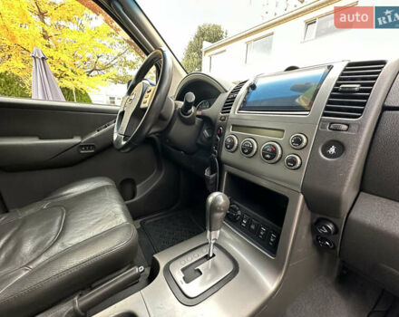 Синий Ниссан Патфайндер, объемом двигателя 2.49 л и пробегом 218 тыс. км за 9000 $, фото 21 на Automoto.ua