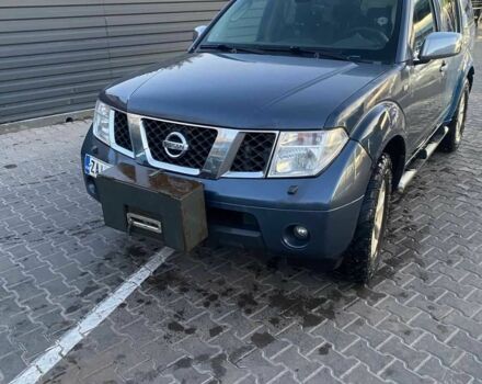 Синий Ниссан Патфайндер, объемом двигателя 2.5 л и пробегом 400 тыс. км за 4400 $, фото 7 на Automoto.ua
