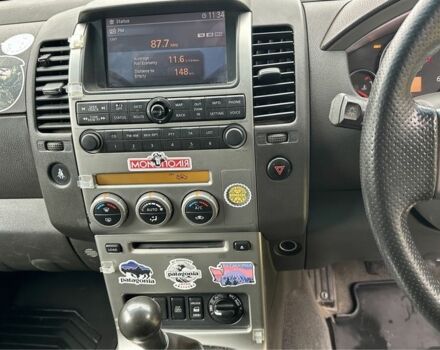 Синий Ниссан Патфайндер, объемом двигателя 2.5 л и пробегом 138 тыс. км за 4600 $, фото 16 на Automoto.ua