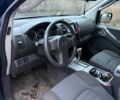 Синий Ниссан Патфайндер, объемом двигателя 4 л и пробегом 115 тыс. км за 5000 $, фото 3 на Automoto.ua