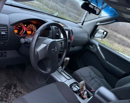 Синий Ниссан Патфайндер, объемом двигателя 4 л и пробегом 115 тыс. км за 5000 $, фото 12 на Automoto.ua