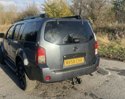 Синий Ниссан Патфайндер, объемом двигателя 2.5 л и пробегом 336 тыс. км за 5500 $, фото 7 на Automoto.ua