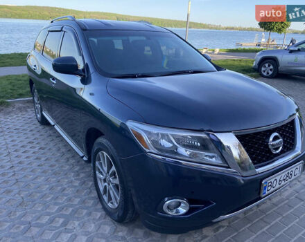 Синий Ниссан Патфайндер, объемом двигателя 3.5 л и пробегом 162 тыс. км за 12500 $, фото 2 на Automoto.ua