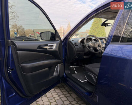 Синий Ниссан Патфайндер, объемом двигателя 3.5 л и пробегом 84 тыс. км за 19800 $, фото 109 на Automoto.ua