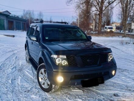 Синій Ніссан Патфайндер, об'ємом двигуна 2.5 л та пробігом 252 тис. км за 7700 $, фото 1 на Automoto.ua