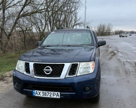 Синий Ниссан Патфайндер, объемом двигателя 4 л и пробегом 115 тыс. км за 5000 $, фото 1 на Automoto.ua