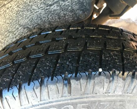 Зеленый Ниссан Патфайндер, объемом двигателя 3 л и пробегом 321 тыс. км за 4200 $, фото 6 на Automoto.ua