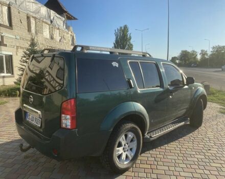 Зеленый Ниссан Патфайндер, объемом двигателя 2.5 л и пробегом 297 тыс. км за 7066 $, фото 1 на Automoto.ua