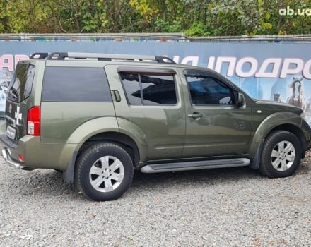 Зеленый Ниссан Патфайндер, объемом двигателя 0 л и пробегом 286 тыс. км за 8900 $, фото 3 на Automoto.ua