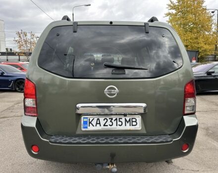 Зелений Ніссан Патфайндер, об'ємом двигуна 2.5 л та пробігом 300 тис. км за 7900 $, фото 9 на Automoto.ua
