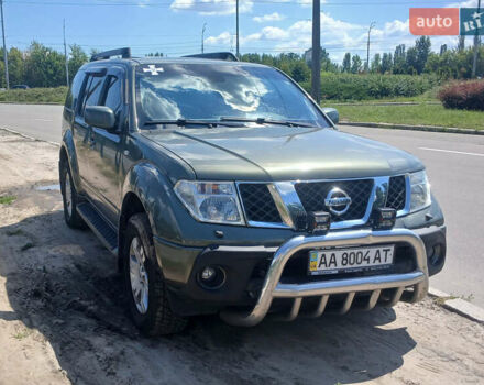 Зелений Ніссан Патфайндер, об'ємом двигуна 2.5 л та пробігом 288 тис. км за 8900 $, фото 1 на Automoto.ua