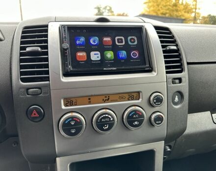 Зелений Ніссан Патфайндер, об'ємом двигуна 2.5 л та пробігом 300 тис. км за 7900 $, фото 5 на Automoto.ua