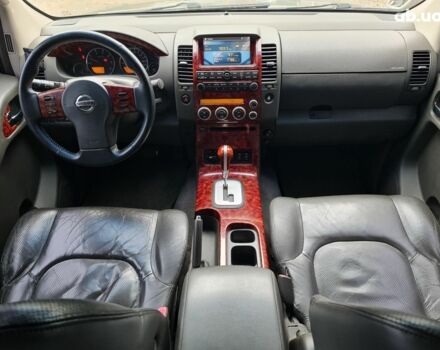 Зеленый Ниссан Патфайндер, объемом двигателя 0 л и пробегом 286 тыс. км за 8900 $, фото 6 на Automoto.ua