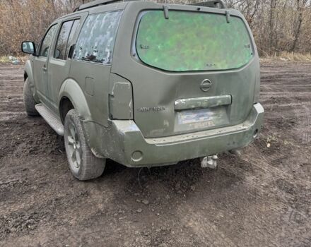 Зелений Ніссан Патфайндер, об'ємом двигуна 0 л та пробігом 223 тис. км за 3118 $, фото 3 на Automoto.ua