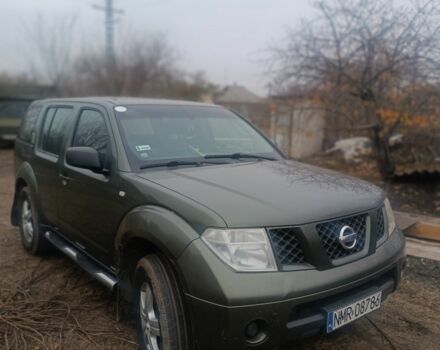 Зеленый Ниссан Патфайндер, объемом двигателя 0 л и пробегом 437 тыс. км за 4000 $, фото 1 на Automoto.ua