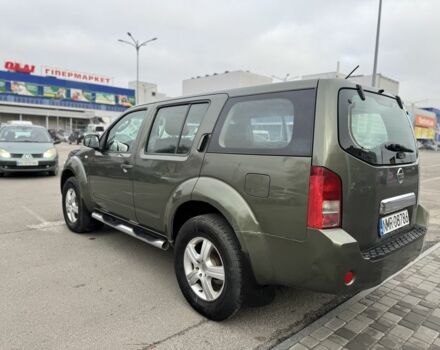 Зелений Ніссан Патфайндер, об'ємом двигуна 2.5 л та пробігом 230 тис. км за 5500 $, фото 4 на Automoto.ua