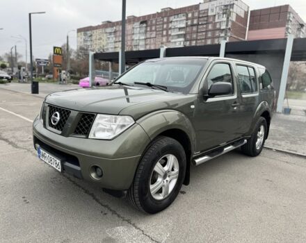 Зелений Ніссан Патфайндер, об'ємом двигуна 2.5 л та пробігом 230 тис. км за 5500 $, фото 6 на Automoto.ua