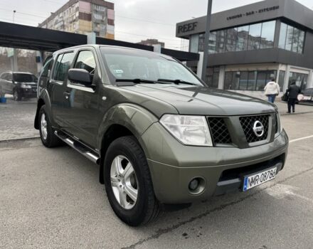 Зелений Ніссан Патфайндер, об'ємом двигуна 2.5 л та пробігом 230 тис. км за 5500 $, фото 9 на Automoto.ua