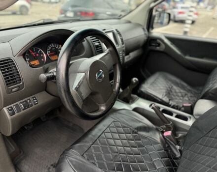 Зелений Ніссан Патфайндер, об'ємом двигуна 2.5 л та пробігом 230 тис. км за 5500 $, фото 12 на Automoto.ua