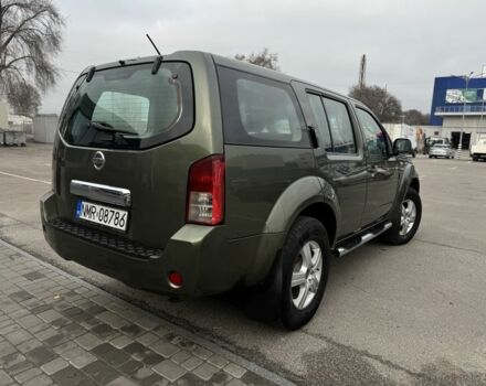 Зелений Ніссан Патфайндер, об'ємом двигуна 2.5 л та пробігом 230 тис. км за 5500 $, фото 5 на Automoto.ua