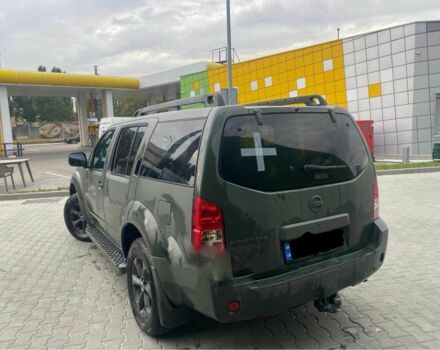 Зелений Ніссан Патфайндер, об'ємом двигуна 0 л та пробігом 287 тис. км за 10500 $, фото 5 на Automoto.ua