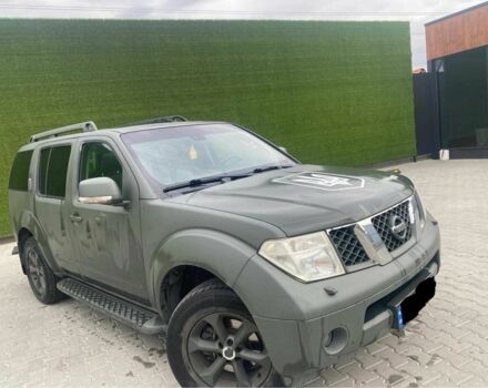 Зелений Ніссан Патфайндер, об'ємом двигуна 0 л та пробігом 287 тис. км за 10500 $, фото 3 на Automoto.ua