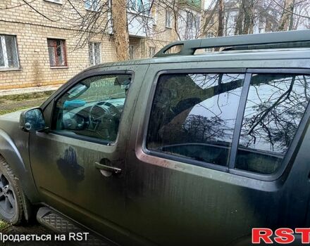 Зелений Ніссан Патфайндер, об'ємом двигуна 2.5 л та пробігом 344 тис. км за 4700 $, фото 3 на Automoto.ua