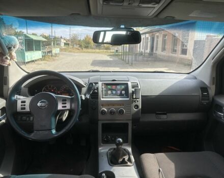 Зеленый Ниссан Патфайндер, объемом двигателя 2.5 л и пробегом 330 тыс. км за 5500 $, фото 4 на Automoto.ua