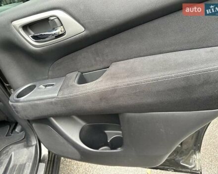 Зеленый Ниссан Патфайндер, объемом двигателя 3.5 л и пробегом 238 тыс. км за 11500 $, фото 12 на Automoto.ua