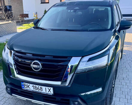 Ніссан Патфайндер 2022 у Рівному на Automoto.ua Зелений Ніссан Патфайндер, об'ємом двигуна 3.5 л та пробігом 48 тис. км за 39000 $, фото 6 на Automoto.ua