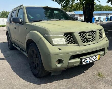 Зеленый Ниссан Патфайндер, объемом двигателя 2.5 л и пробегом 200 тыс. км за 3300 $, фото 1 на Automoto.ua