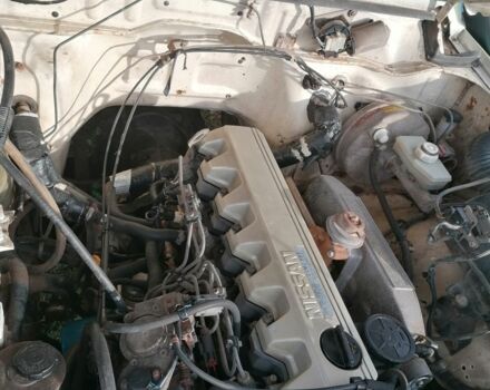 Білий Ніссан Патрол, об'ємом двигуна 0 л та пробігом 233 тис. км за 2999 $, фото 3 на Automoto.ua