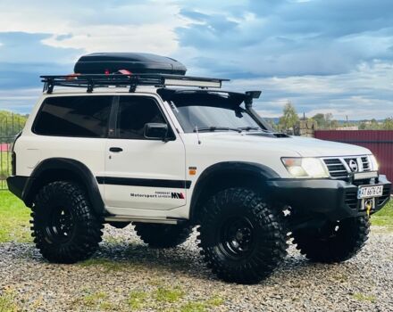 Белый Ниссан Патрол, объемом двигателя 2.8 л и пробегом 201 тыс. км за 19999 $, фото 6 на Automoto.ua