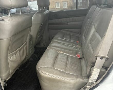 Белый Ниссан Патрол, объемом двигателя 3 л и пробегом 293 тыс. км за 7500 $, фото 7 на Automoto.ua