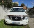 Белый Ниссан Патрол, объемом двигателя 5.6 л и пробегом 224 тыс. км за 15000 $, фото 2 на Automoto.ua