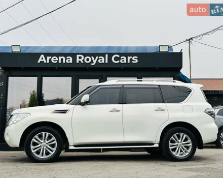 Білий Ніссан Патрол, об'ємом двигуна 5.55 л та пробігом 319 тис. км за 17500 $, фото 4 на Automoto.ua