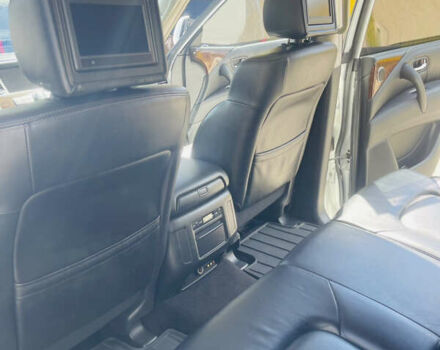 Белый Ниссан Патрол, объемом двигателя 5.6 л и пробегом 278 тыс. км за 17777 $, фото 9 на Automoto.ua