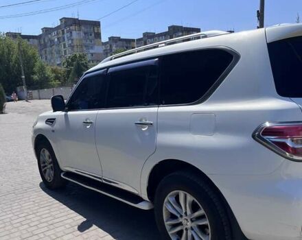 Белый Ниссан Патрол, объемом двигателя 5.55 л и пробегом 209 тыс. км за 18700 $, фото 5 на Automoto.ua