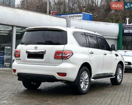 Білий Ніссан Патрол, об'ємом двигуна 5.55 л та пробігом 210 тис. км за 19900 $, фото 6 на Automoto.ua