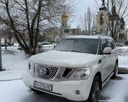 Білий Ніссан Патрол, об'ємом двигуна 5.6 л та пробігом 207 тис. км за 17500 $, фото 16 на Automoto.ua