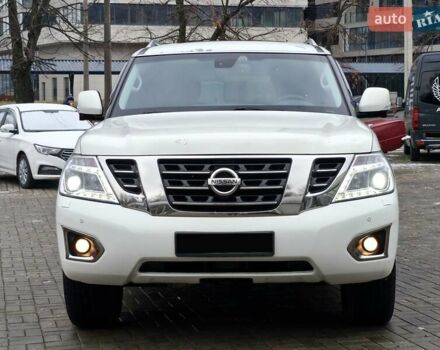 Білий Ніссан Патрол, об'ємом двигуна 5.55 л та пробігом 210 тис. км за 19900 $, фото 3 на Automoto.ua