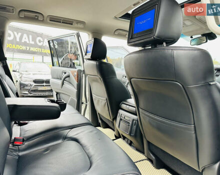 Білий Ніссан Патрол, об'ємом двигуна 5.55 л та пробігом 319 тис. км за 17500 $, фото 19 на Automoto.ua