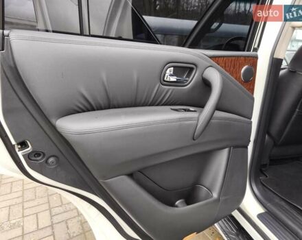 Білий Ніссан Патрол, об'ємом двигуна 5.55 л та пробігом 210 тис. км за 19900 $, фото 14 на Automoto.ua