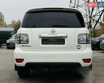 Білий Ніссан Патрол, об'ємом двигуна 5.55 л та пробігом 319 тис. км за 17500 $, фото 10 на Automoto.ua